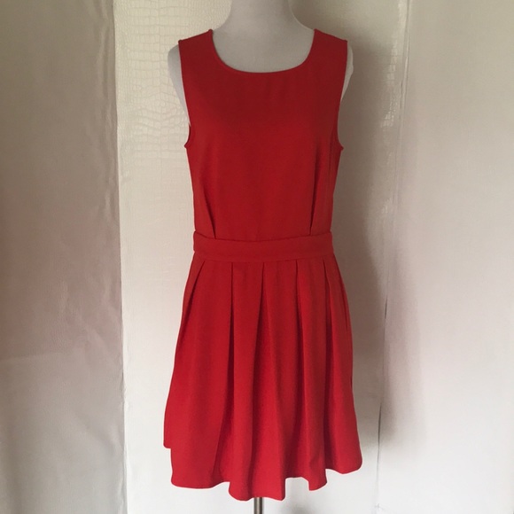 SHEINSIDE RED DRESS. - Picture 4 of 7